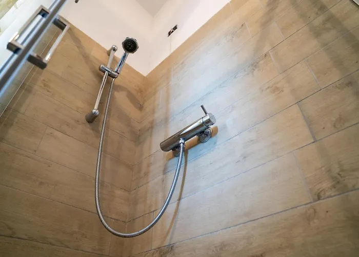 Appartement Contrada Brecciano-2 By Interhome