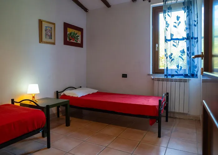 דירה Contrada Brecciano-2 By Interhome