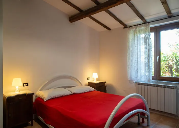 Appartement Contrada Brecciano-2 By Interhome